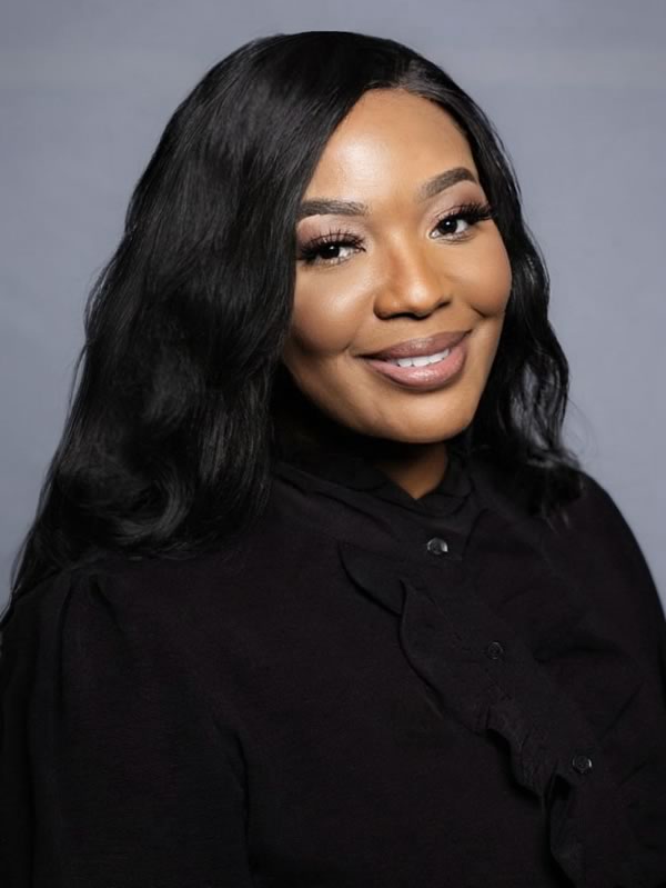 Nicolle Ndiweni-Roberts Nicolle Ndiweni-Roberts